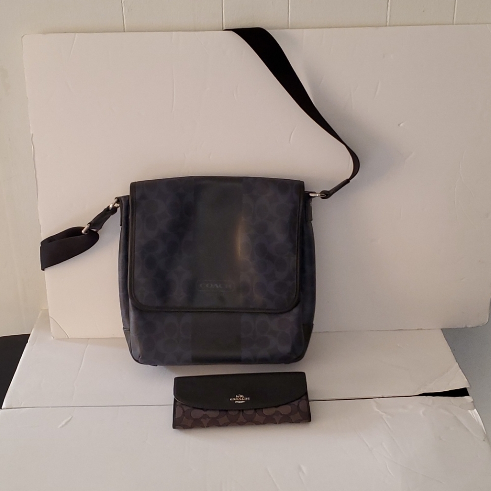 SOLD Coach leather crossbody bag